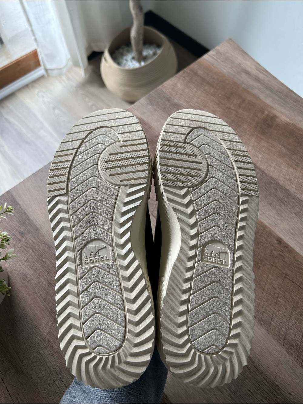 Sorel Black Leather Slip-On Sneakers with Cream Platform Sole - Picture 7 of 7
